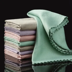 Microfiber cleaning cloths