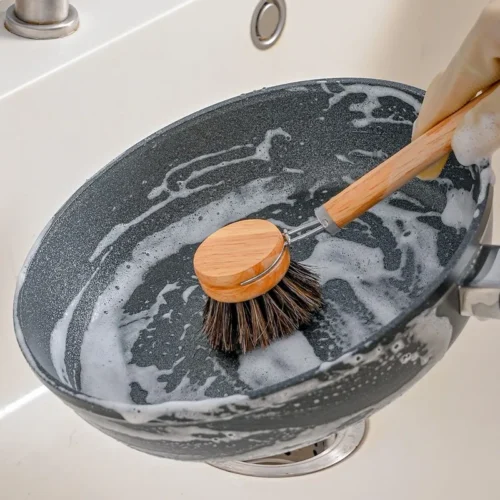 Long wooden handle dish brushing pan