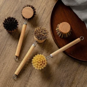 Long wooden handle dish brushes