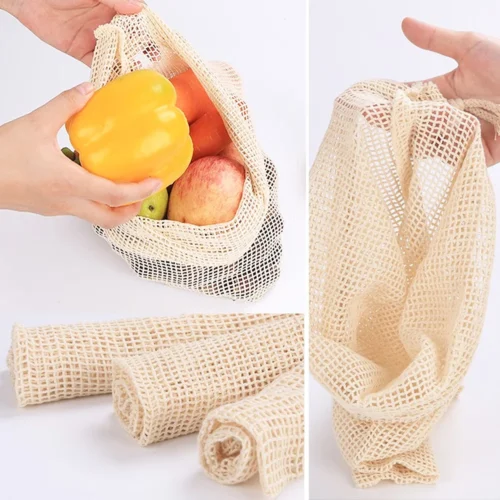 Cotton mesh vegetable bag being used